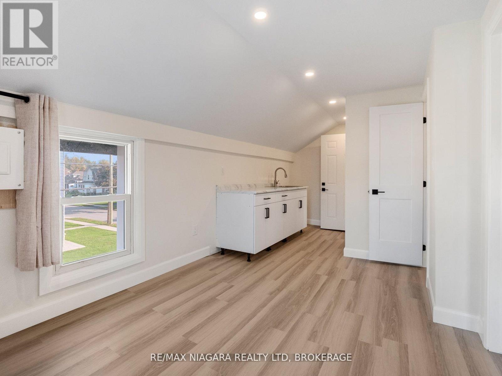 3 - 132 Waterloo Street, Fort Erie, Ontario  L2A 3K2 - Photo 7 - X12853882