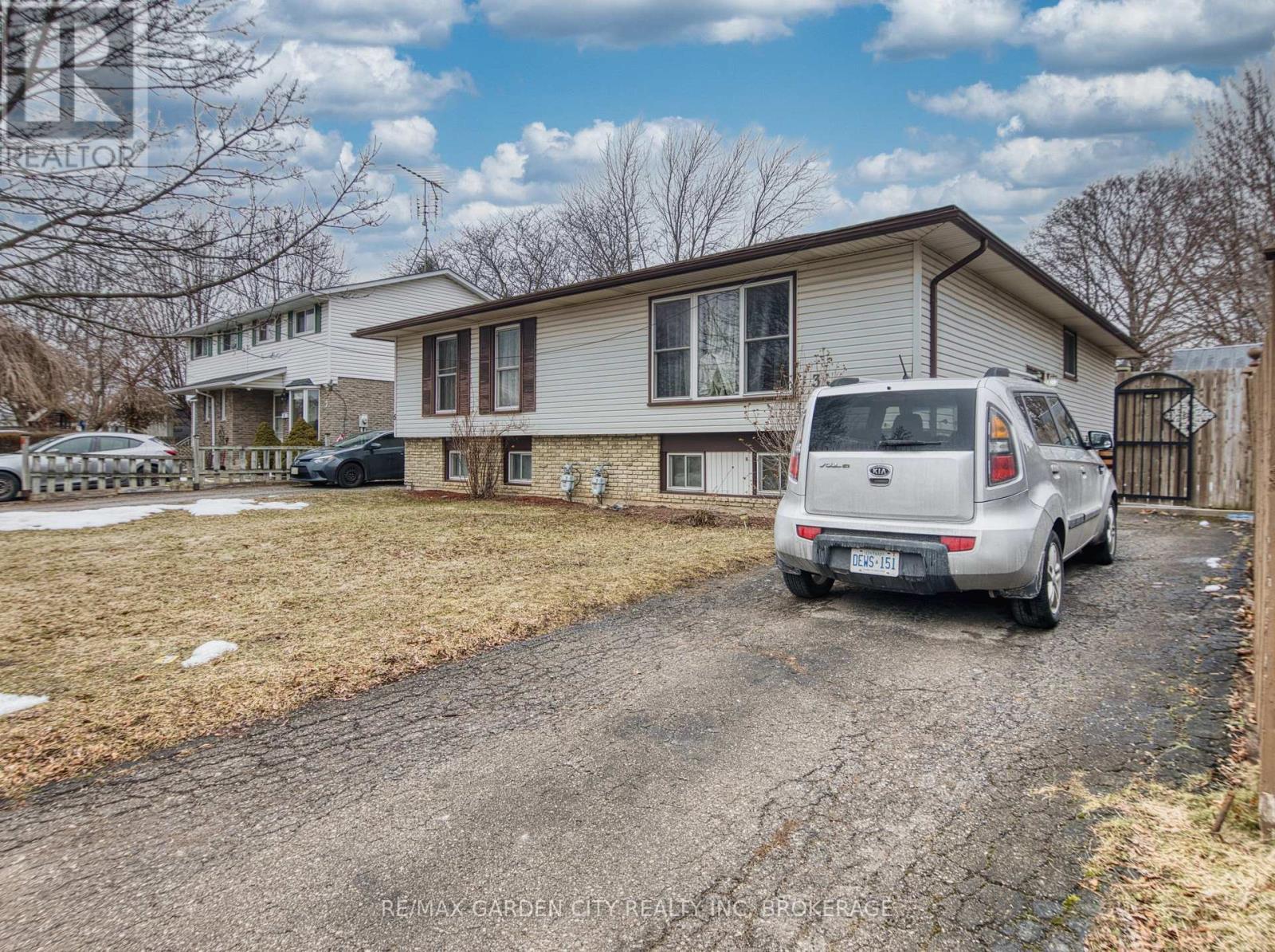 3 TARA CRESCENT, thorold (confederation heights), Ontario