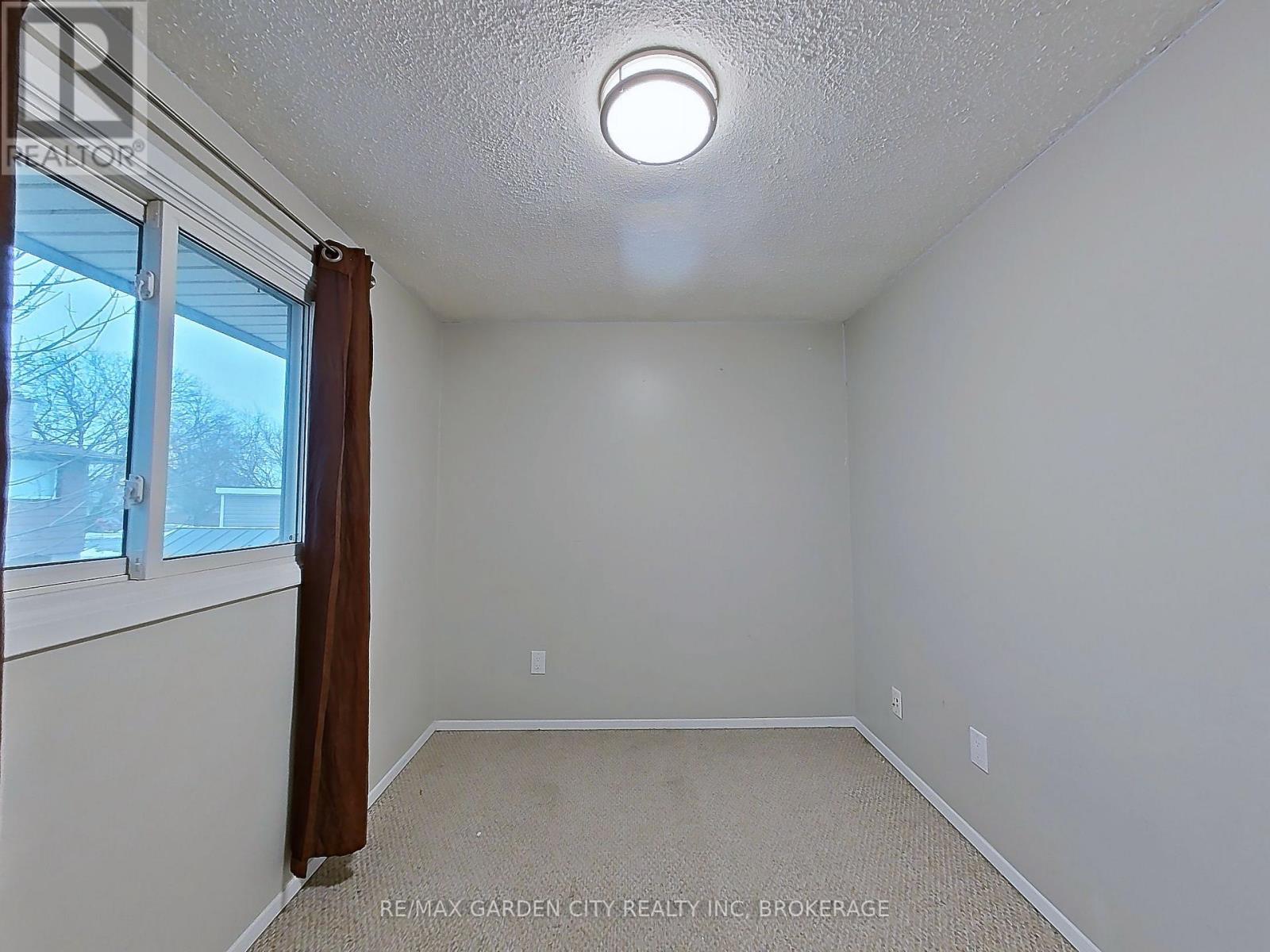 3 Tara Crescent, Thorold, Ontario  L2V 4M1 - Photo 22 - X12854222