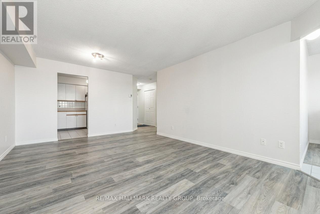 1009 - 1025 Grenon Avenue, Ottawa, Ontario  K2B 8S5 - Photo 13 - X12854056