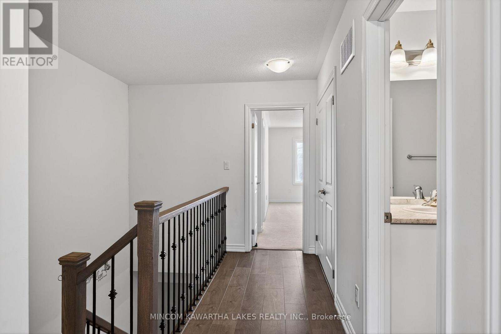 348 Okanagan Path, Oshawa, Ontario  L1H 0A7 - Photo 16 - E12854120