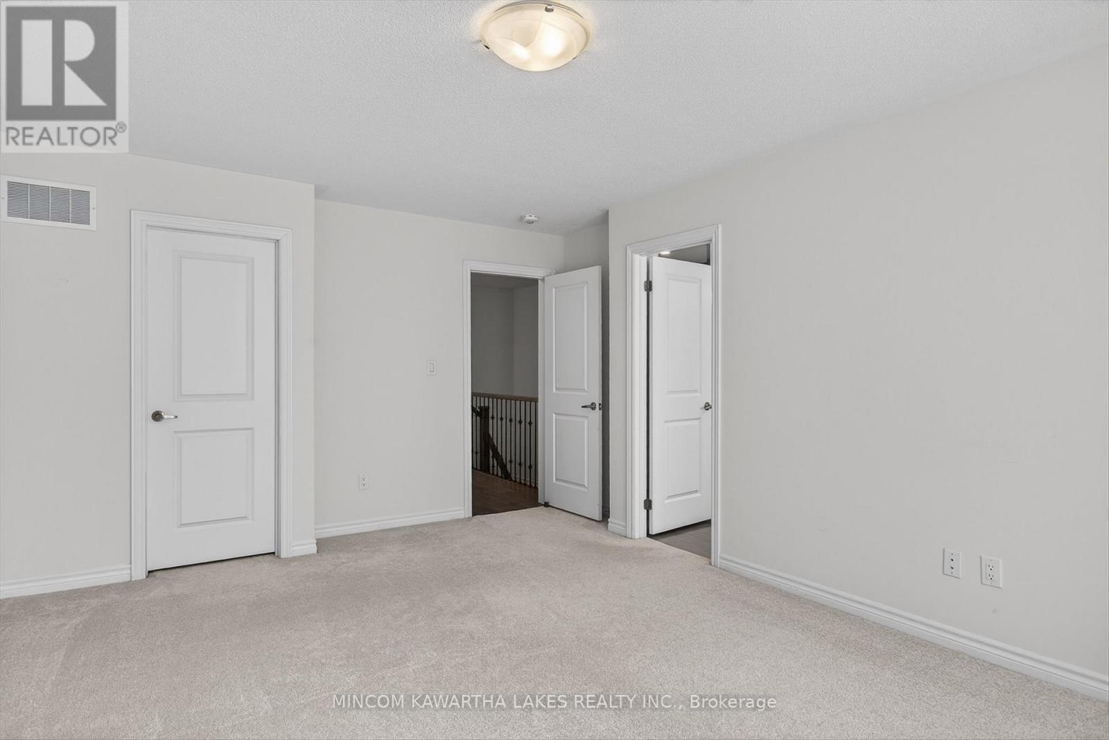 348 Okanagan Path, Oshawa, Ontario  L1H 0A7 - Photo 20 - E12854120