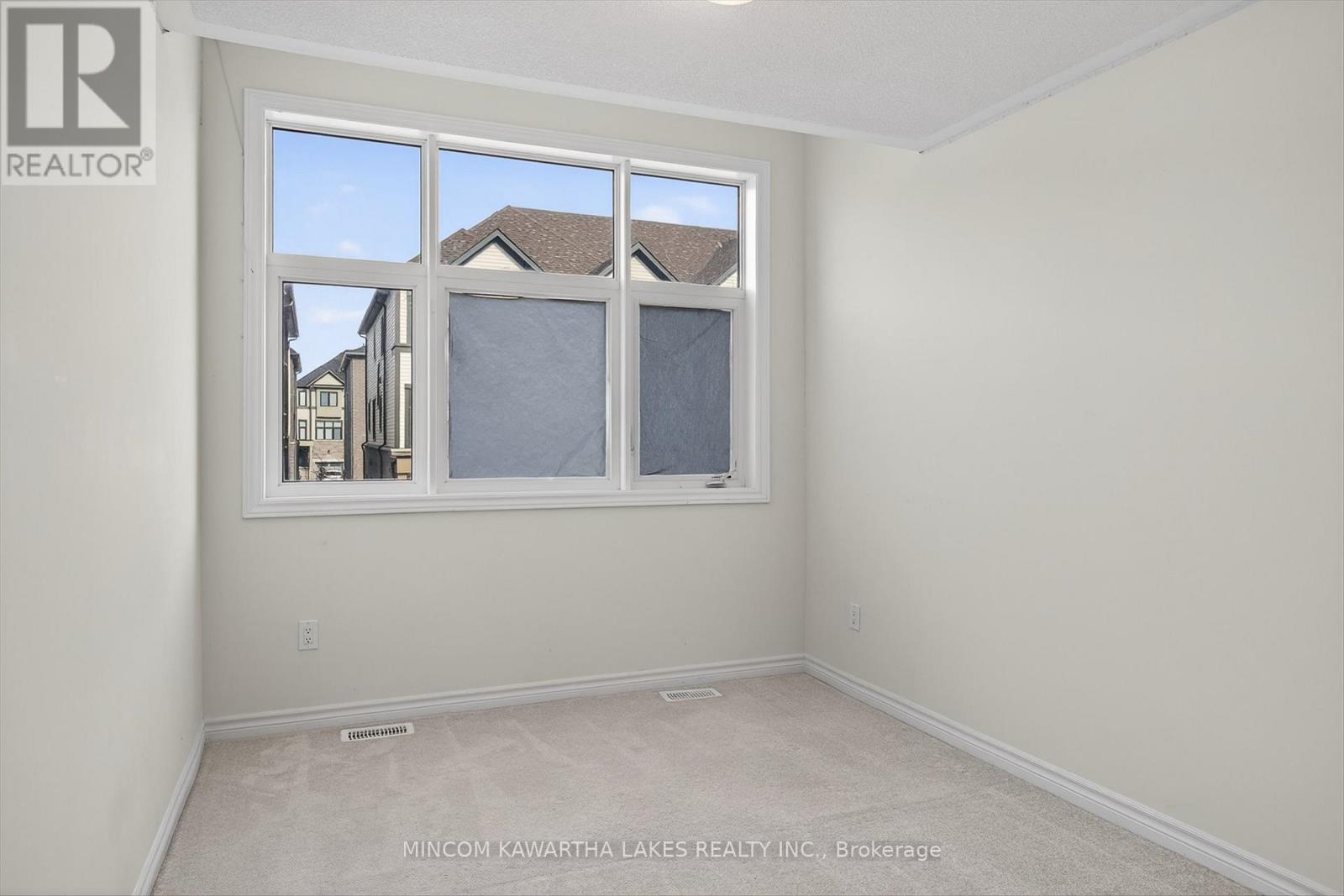 348 Okanagan Path, Oshawa, Ontario  L1H 0A7 - Photo 24 - E12854120