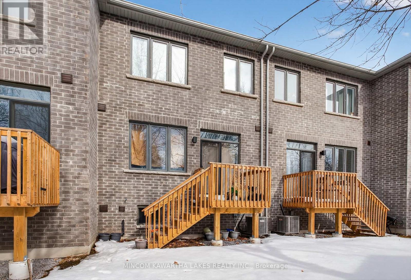 348 Okanagan Path, Oshawa, Ontario  L1H 0A7 - Photo 37 - E12854120