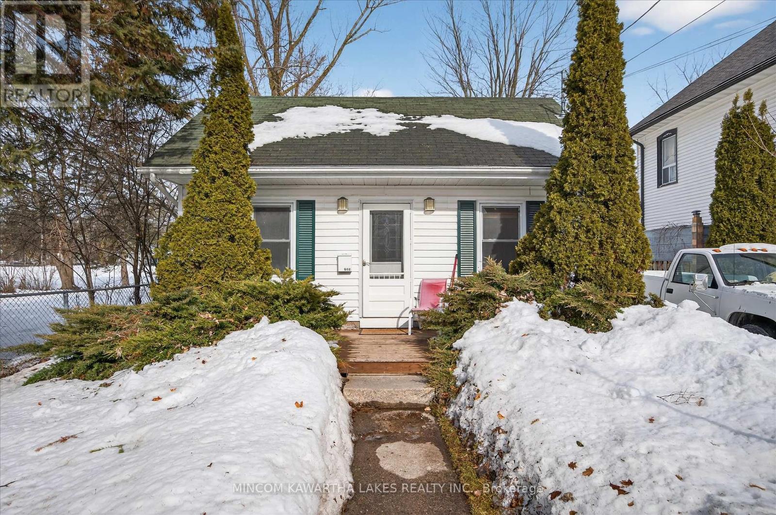 668 BROWN STREET, peterborough (otonabee ward 1), Ontario