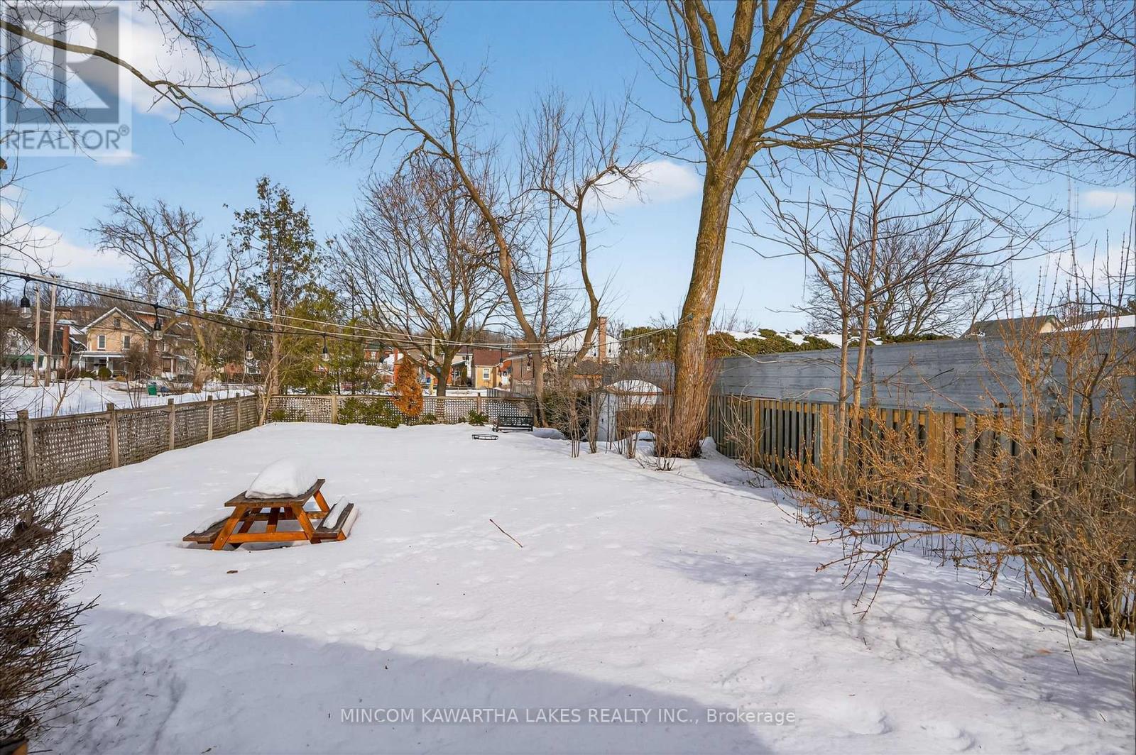 668 Brown Street, Peterborough (Otonabee Ward 1), Ontario  K9J 4K5 - Photo 32 - X12854076