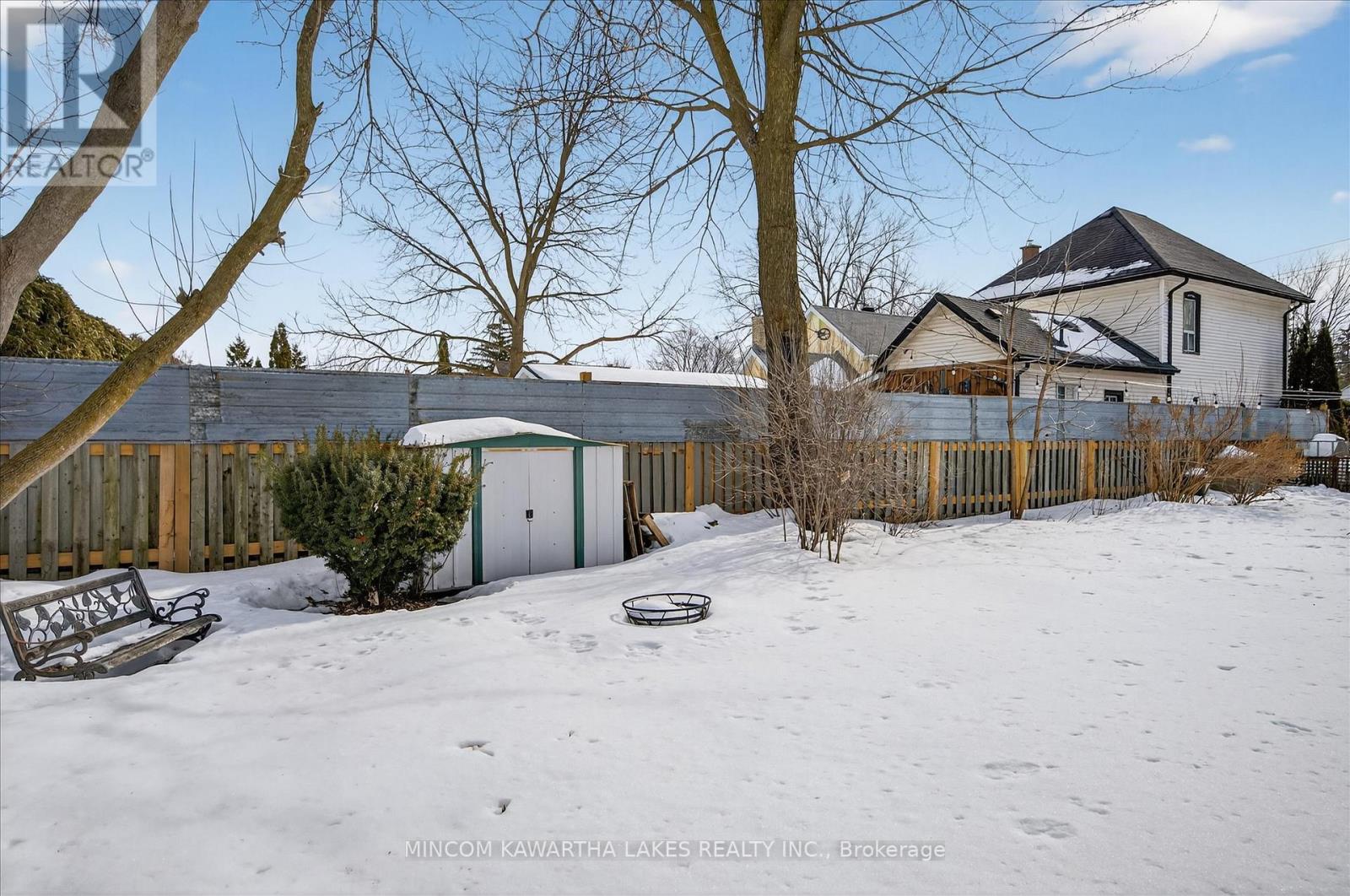 668 Brown Street, Peterborough (Otonabee Ward 1), Ontario  K9J 4K5 - Photo 36 - X12854076