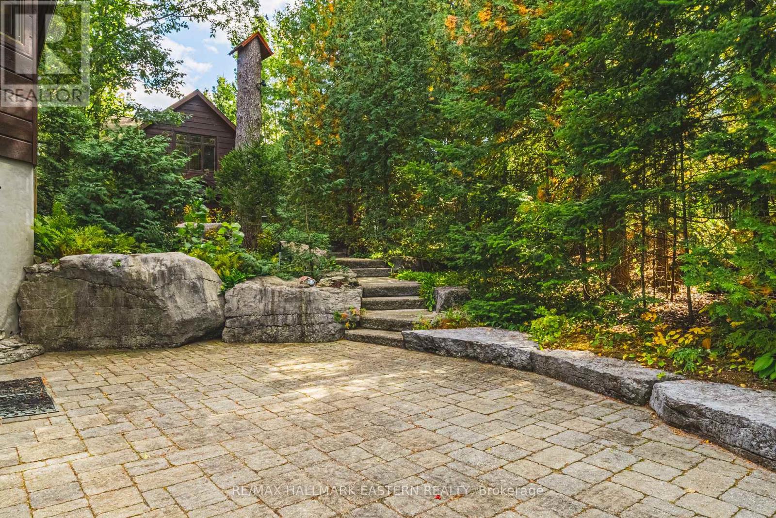 538 Rishor Avenue, Douro-Dummer, Ontario  K0L 2H0 - Photo 36 - X12854108