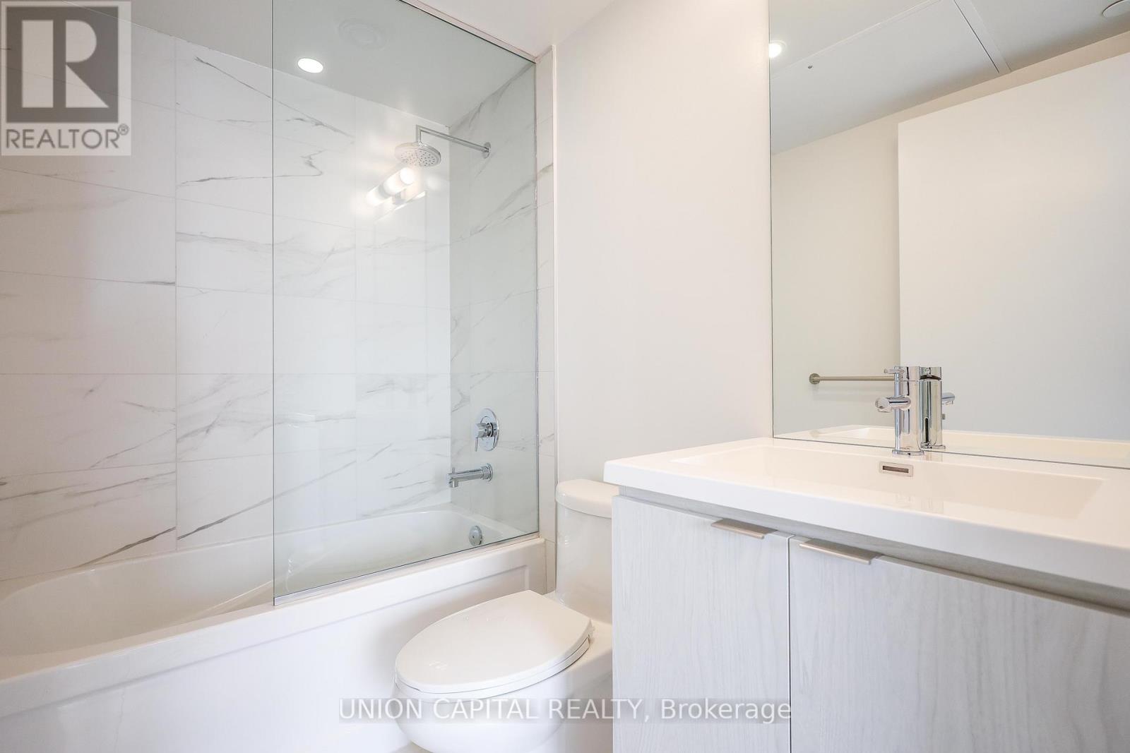 2711 - 55 Cooper Street, Toronto, Ontario  M5E 0G1 - Photo 18 - C12853900
