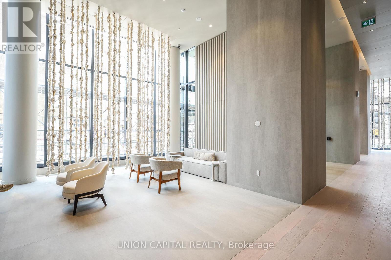 2711 - 55 Cooper Street, Toronto, Ontario  M5E 0G1 - Photo 2 - C12853900