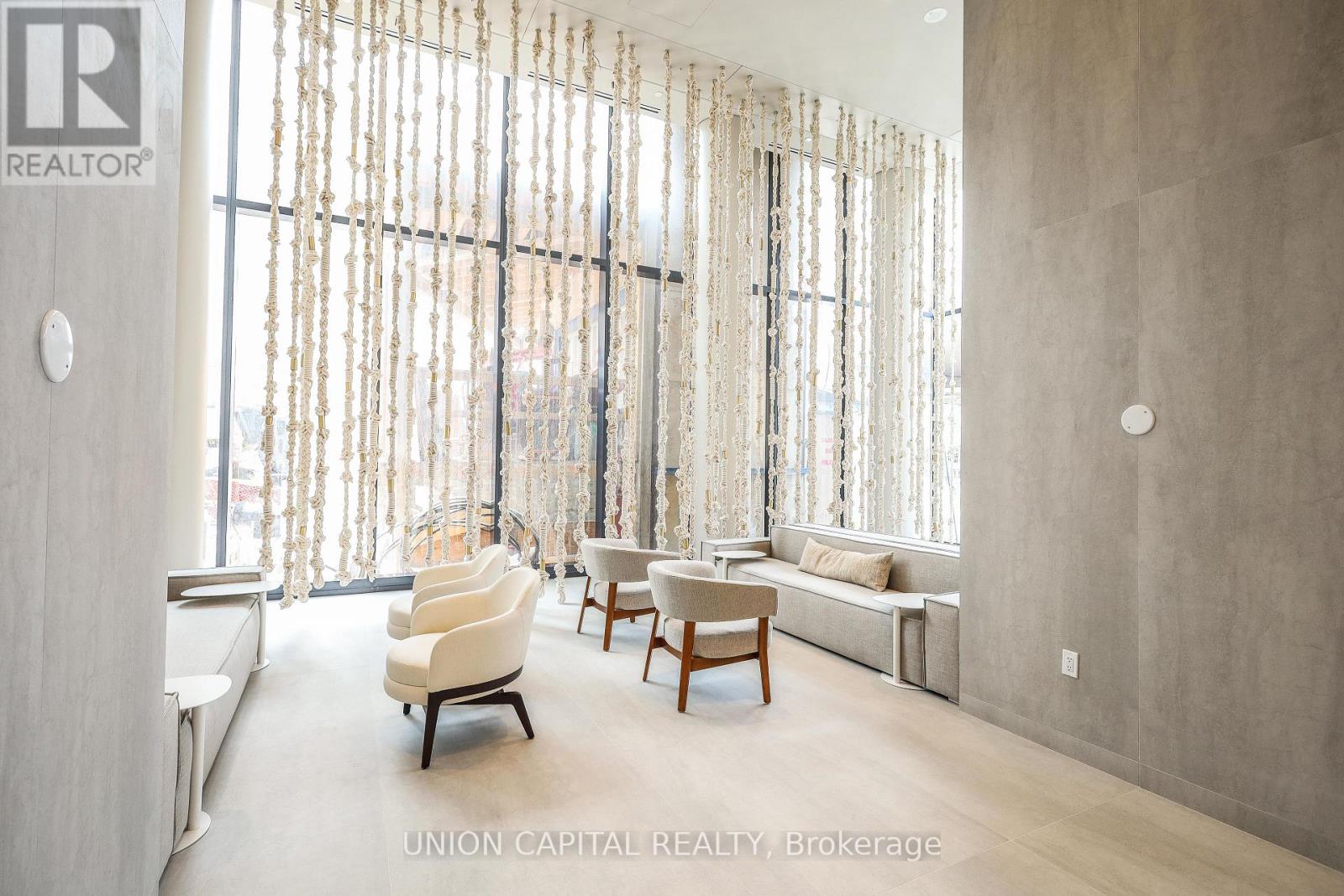 2711 - 55 Cooper Street, Toronto, Ontario  M5E 0G1 - Photo 3 - C12853900