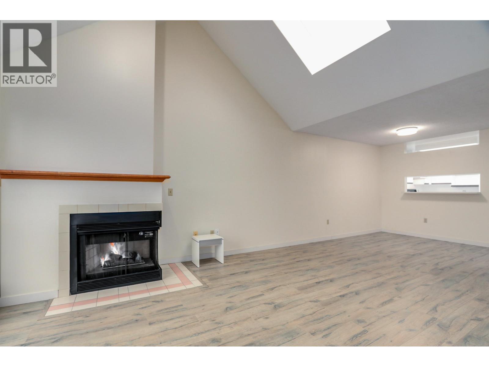 310 7580 Minoru Boulevard, Richmond, British Columbia  V6Y 1Z5 - Photo 6 - R3096497