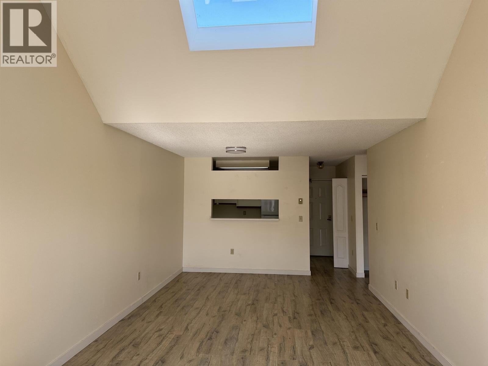 310 7580 Minoru Boulevard, Richmond, British Columbia  V6Y 1Z5 - Photo 11 - R3096497