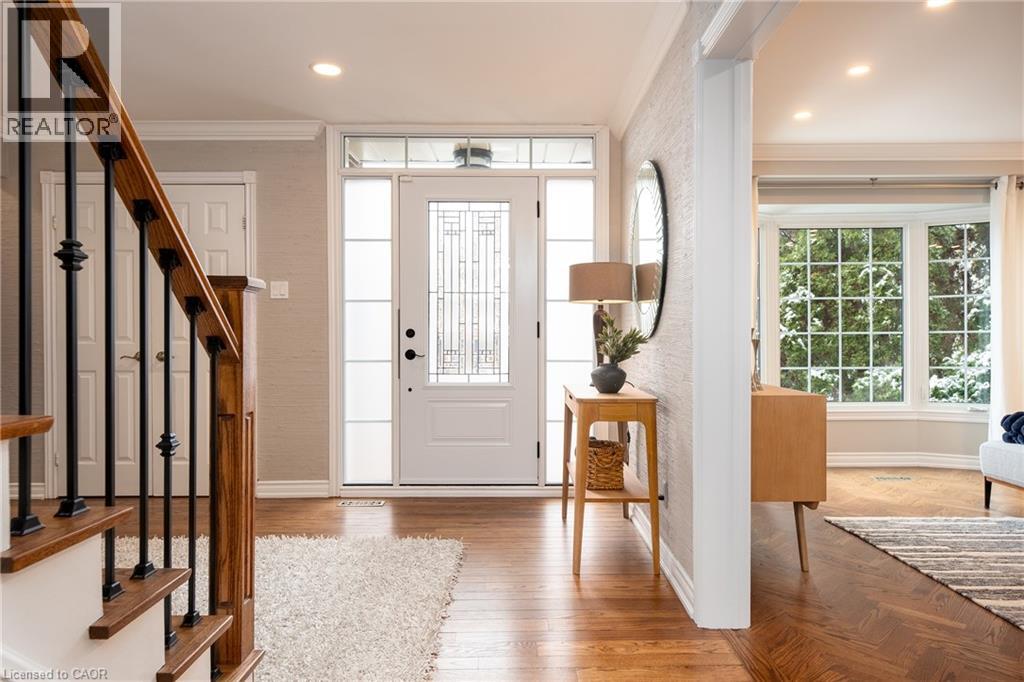 1225 Old Post Drive, Oakville, Ontario  L6M 1A5 - Photo 4 - 40806913