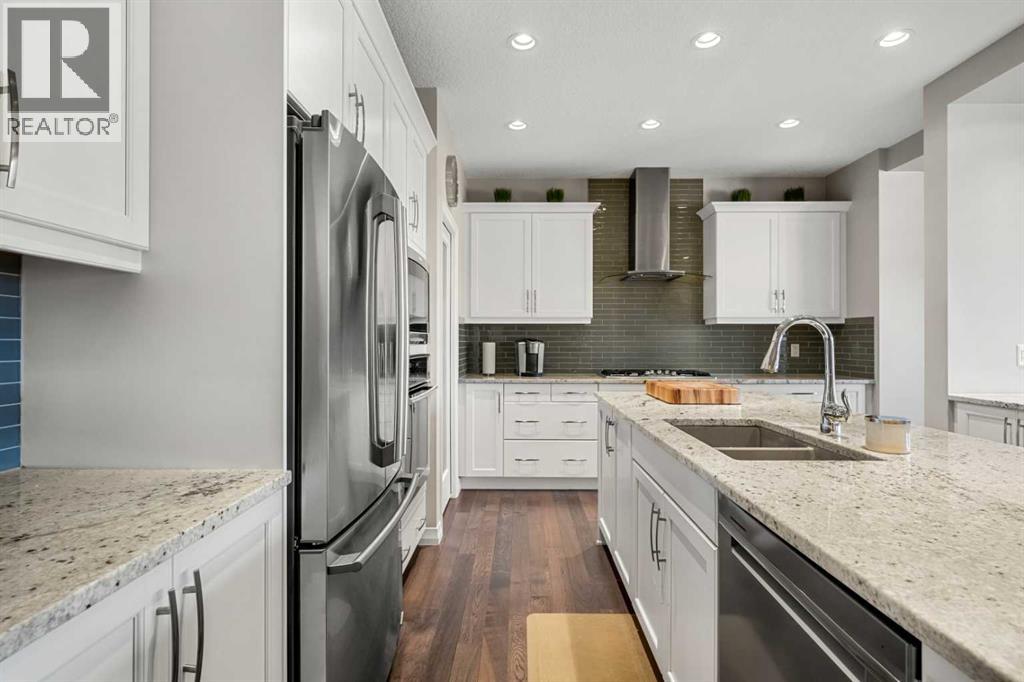 206 Mahogany Passage Se, Calgary, Alberta  T3M 2J7 - Photo 4 - A2287637