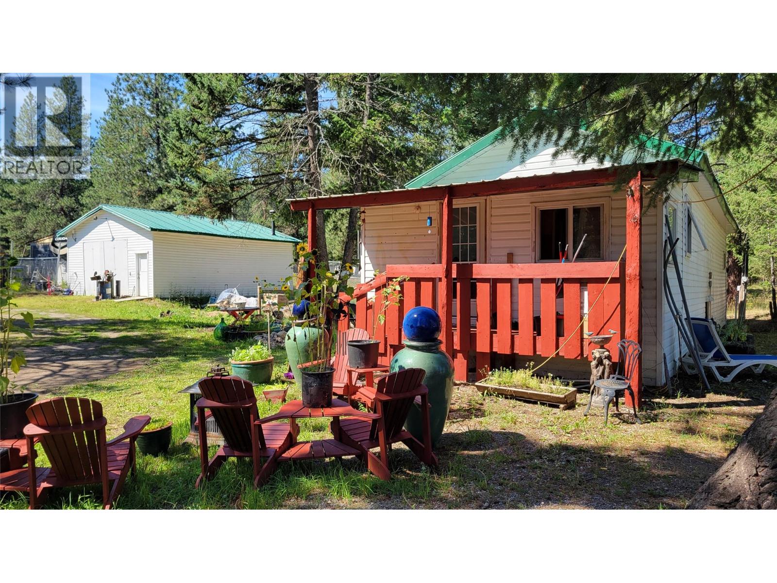 3665 Sweet Road, Baynes Lake, British Columbia  V0B 1T4 - Photo 1 - 10378238