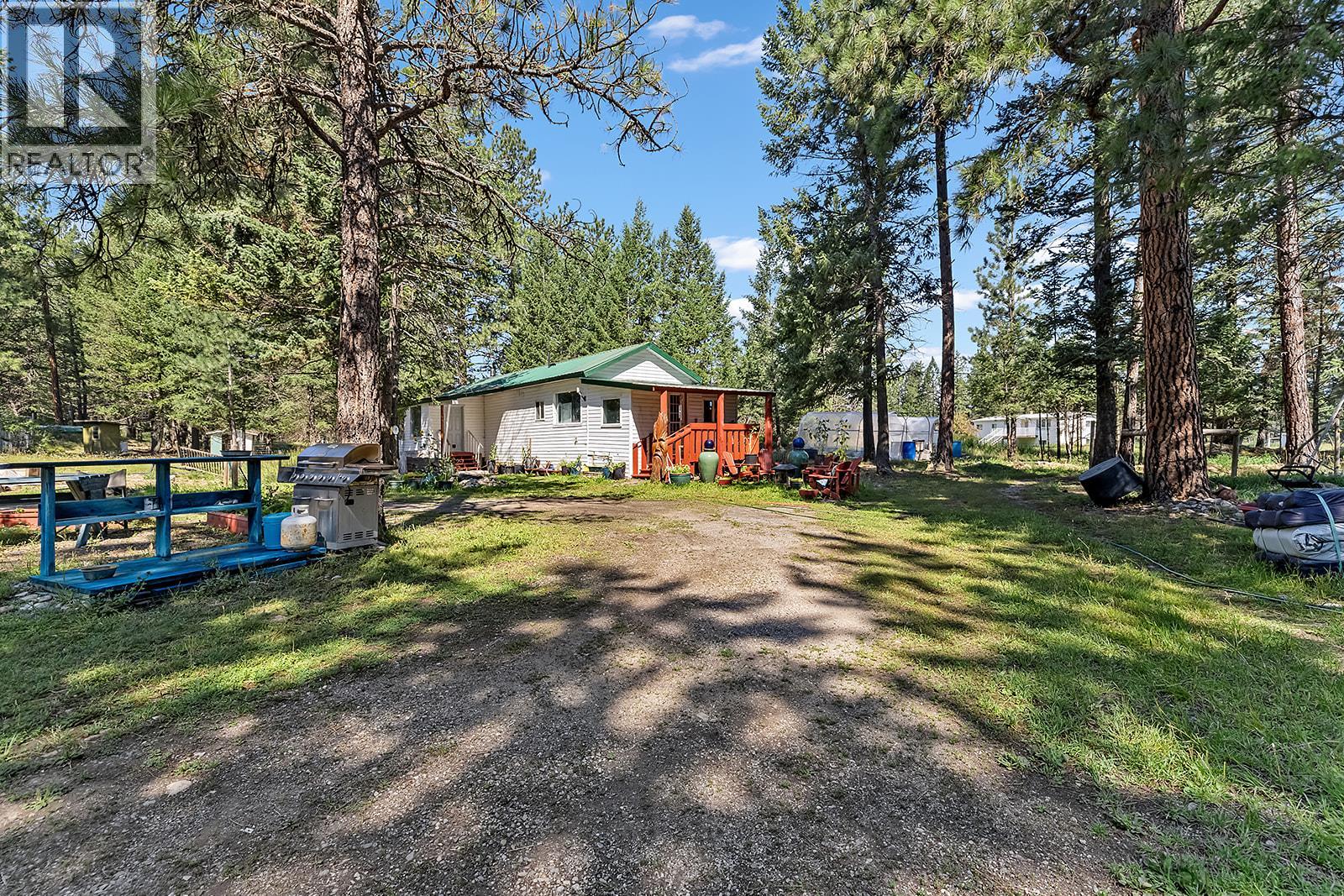 3665 Sweet Road, Baynes Lake, British Columbia  V0B 1T4 - Photo 10 - 10378238