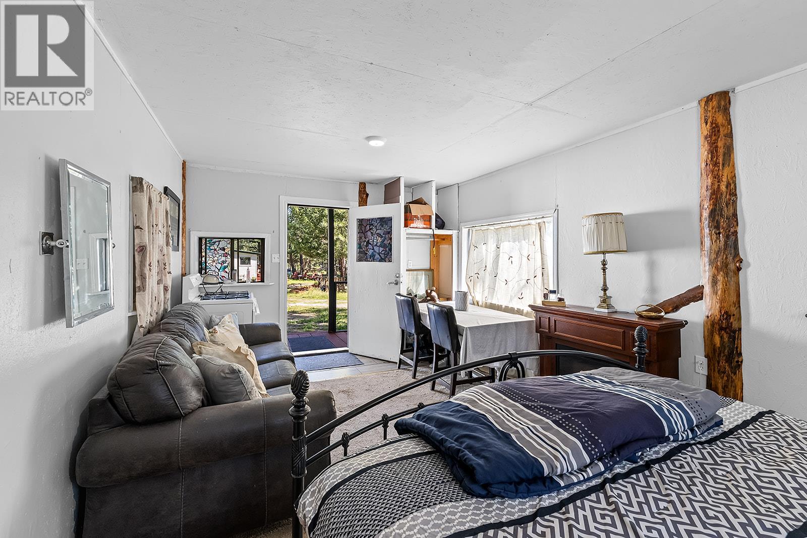 3665 Sweet Road, Baynes Lake, British Columbia  V0B 1T4 - Photo 27 - 10378238