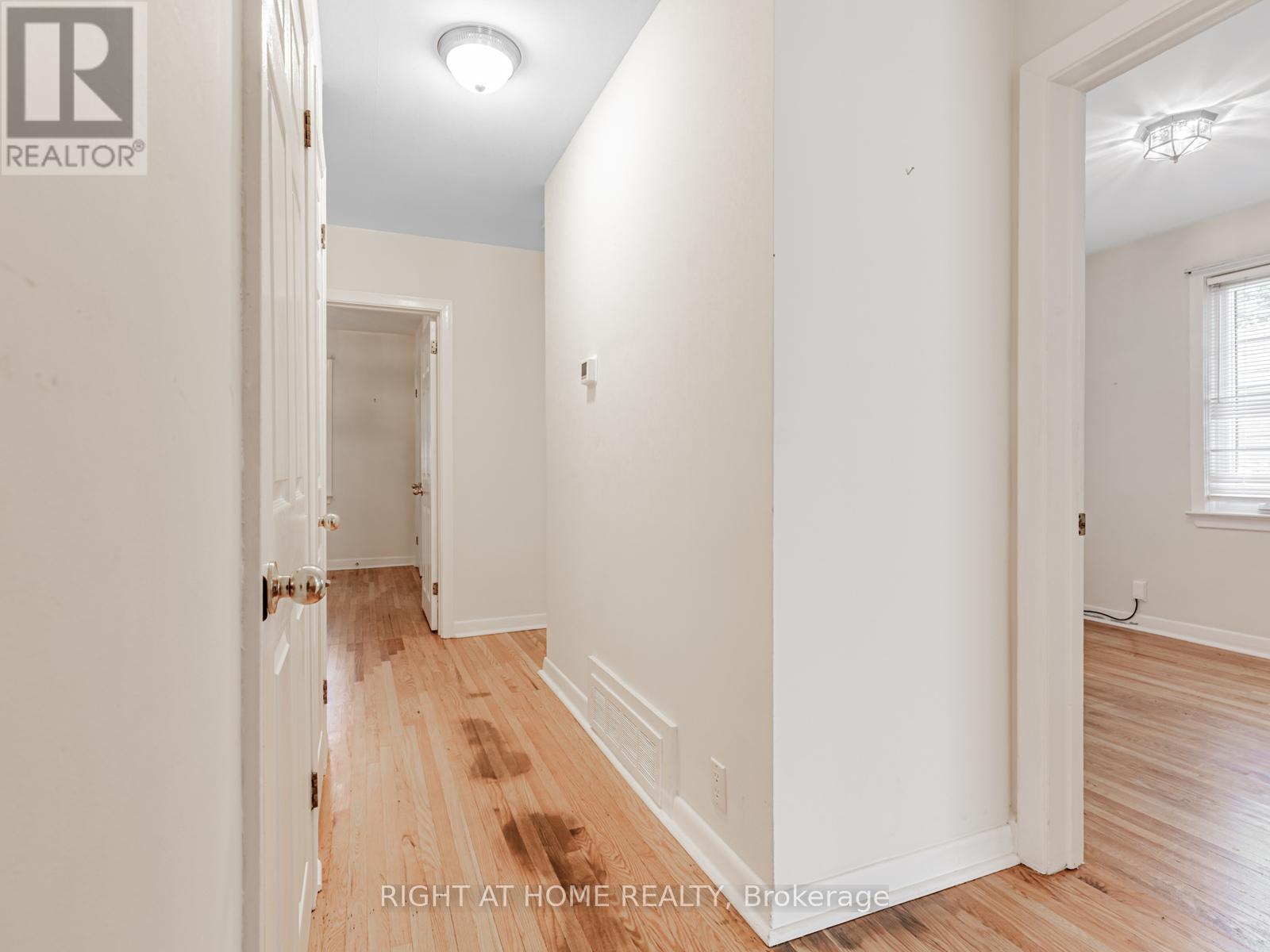 Main Unit - 36 Par Avenue, Toronto, Ontario  M1G 2G4 - Photo 19 - E12854180