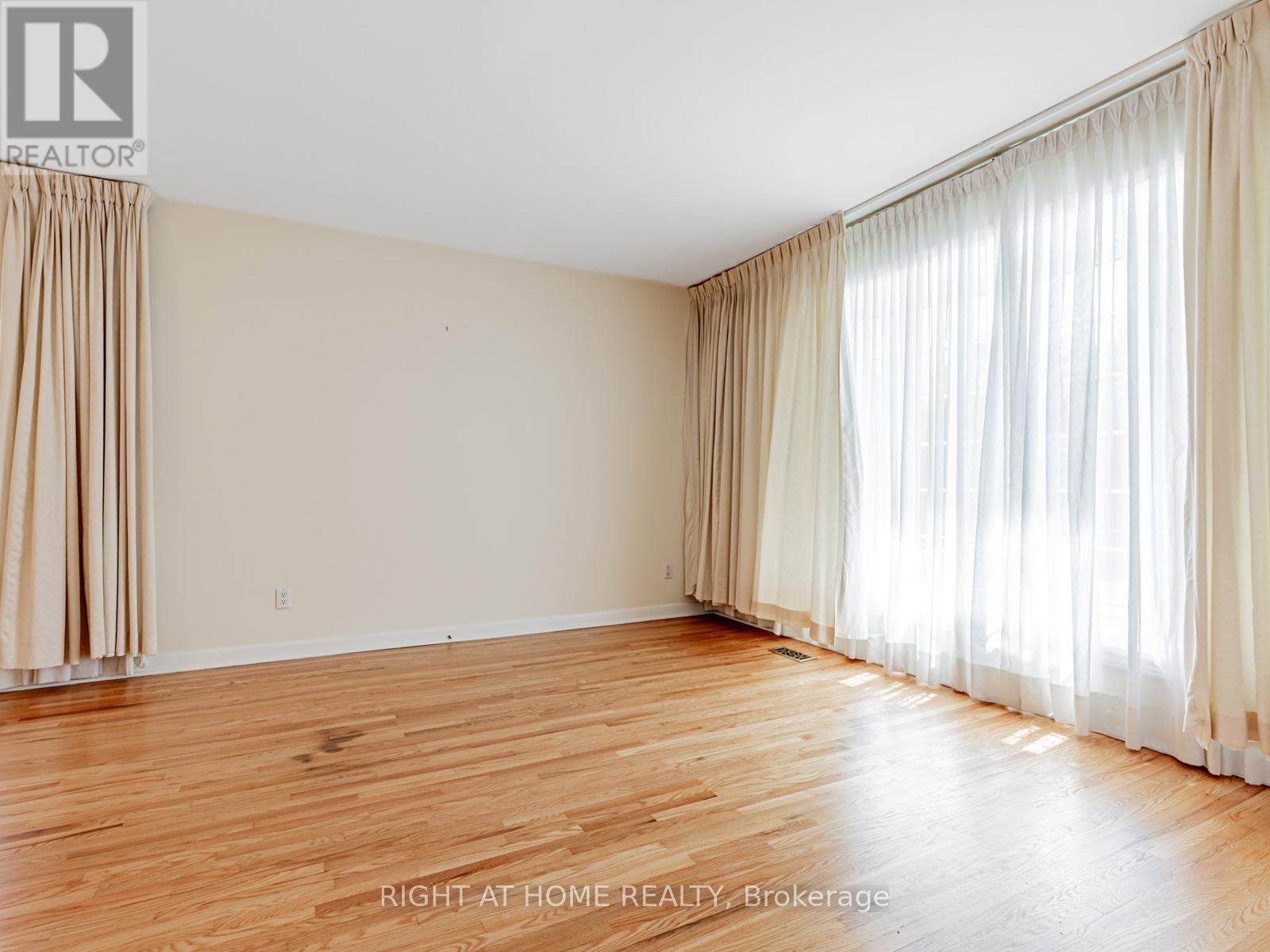 Main Unit - 36 Par Avenue, Toronto, Ontario  M1G 2G4 - Photo 8 - E12854180