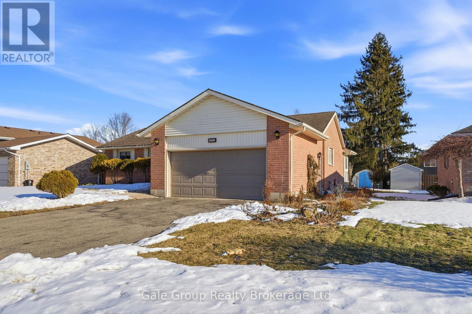 38 Adams Avenue, Tillsonburg, Ontario  N4G 5B3 - Photo 3 - X12854280