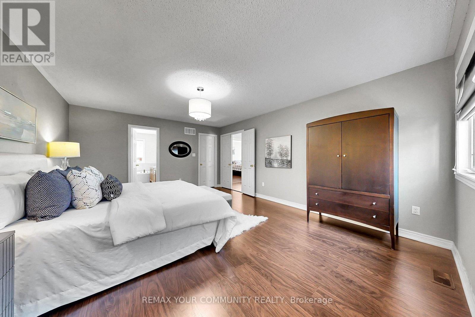 67 Trudeau Drive, Vaughan, Ontario  L4H 0B7 - Photo 17 - N12854054