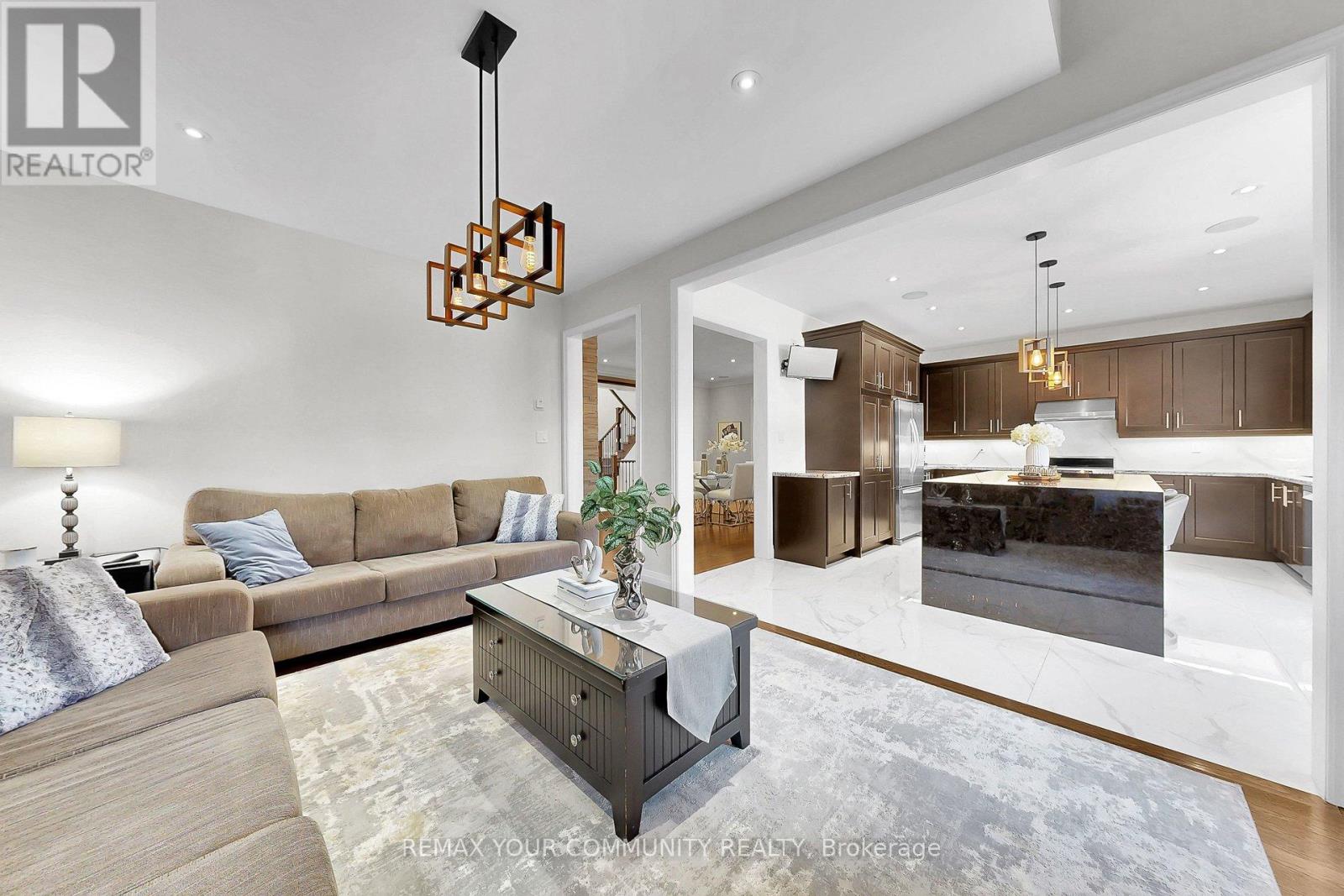 67 Trudeau Drive, Vaughan, Ontario  L4H 0B7 - Photo 9 - N12854054