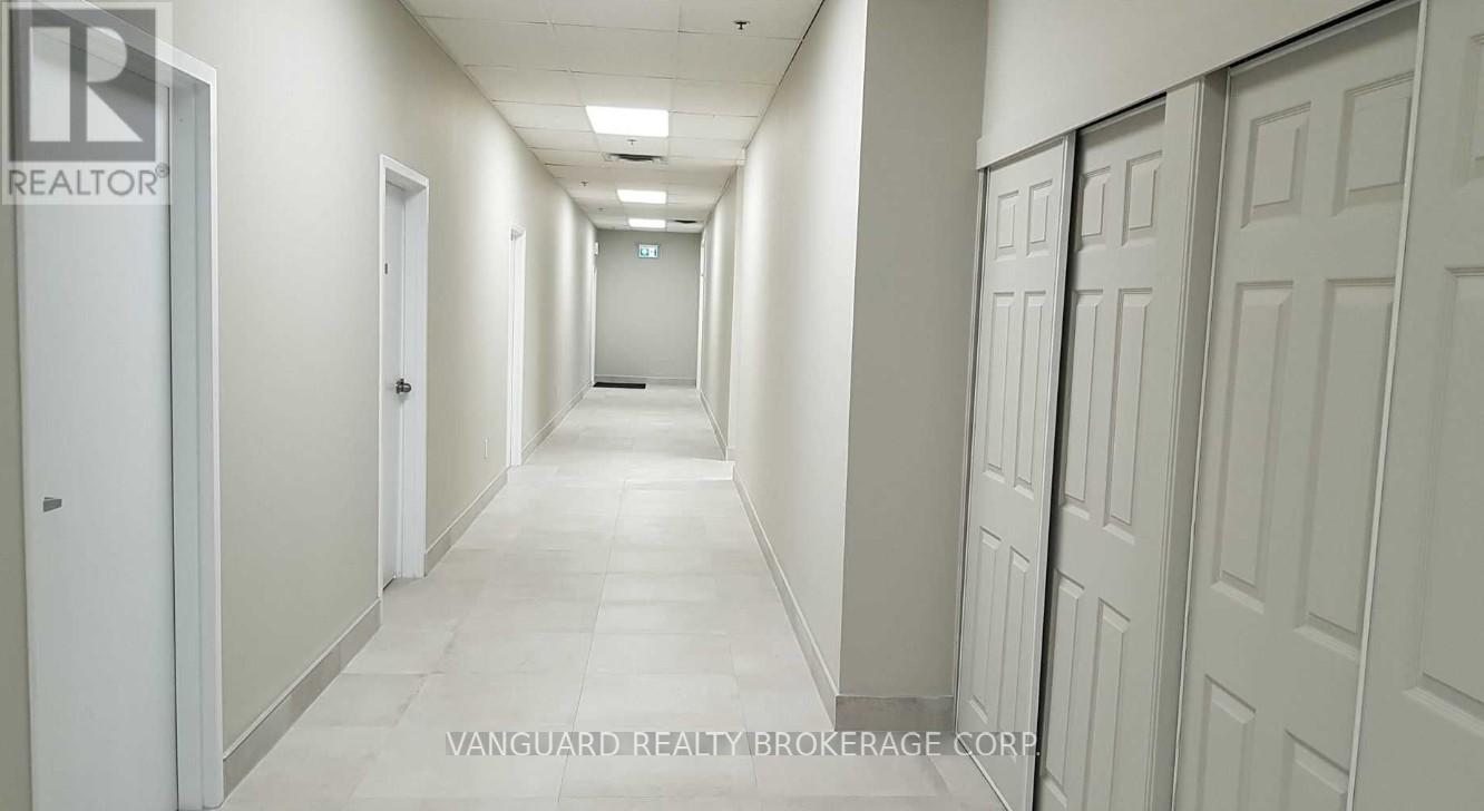 203 - 385 Connie Crescent, Vaughan (Concord), Ontario  L4K 5R2 - Photo 3 - N12854164