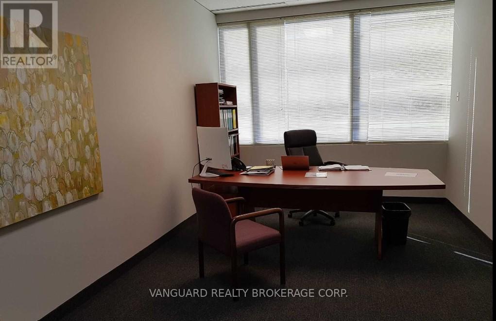 203 - 385 Connie Crescent, Vaughan (Concord), Ontario  L4K 5R2 - Photo 5 - N12854164