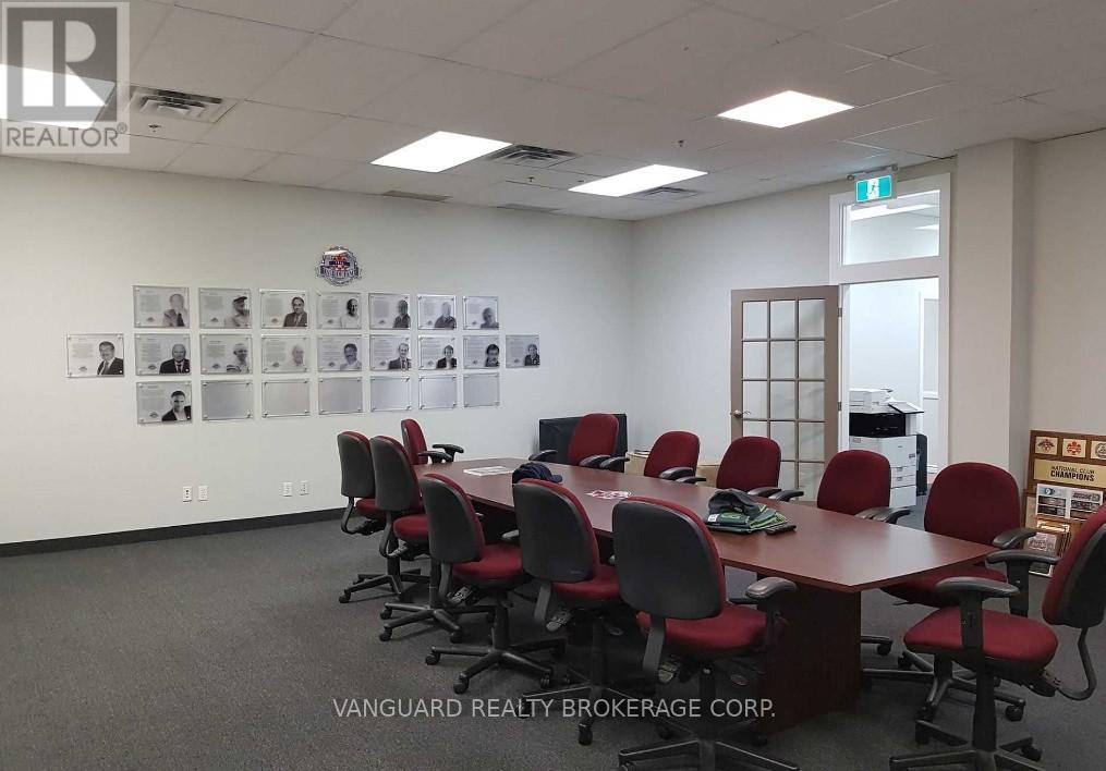 203 - 385 Connie Crescent, Vaughan (Concord), Ontario  L4K 5R2 - Photo 6 - N12854164