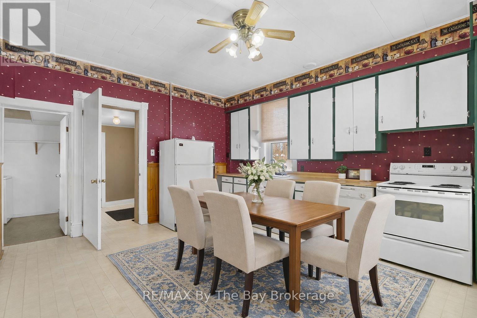 10 Wellington Street E, Clearview, Ontario  L0M 1G0 - Photo 8 - S12853678