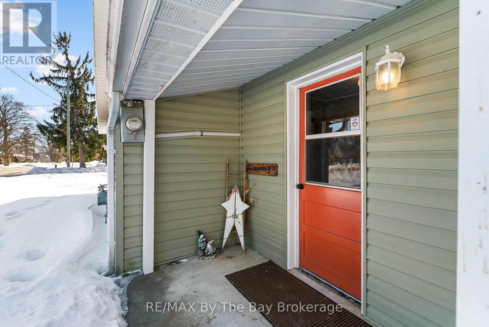 10 Wellington Street E, Clearview, Ontario  L0M 1G0 - Photo 33 - S12853678