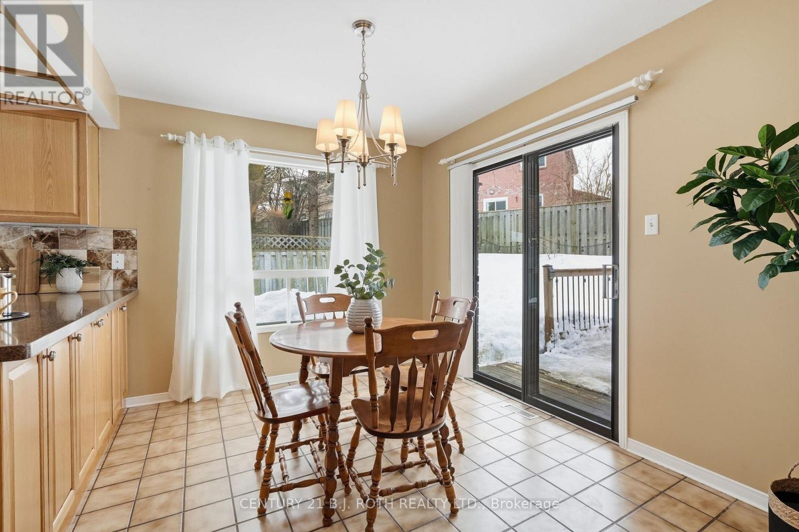 25 Autumn Lane, Barrie, Ontario  L4N 6G8 - Photo 14 - S12853990