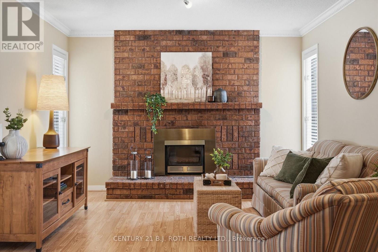 25 Autumn Lane, Barrie, Ontario  L4N 6G8 - Photo 17 - S12853990