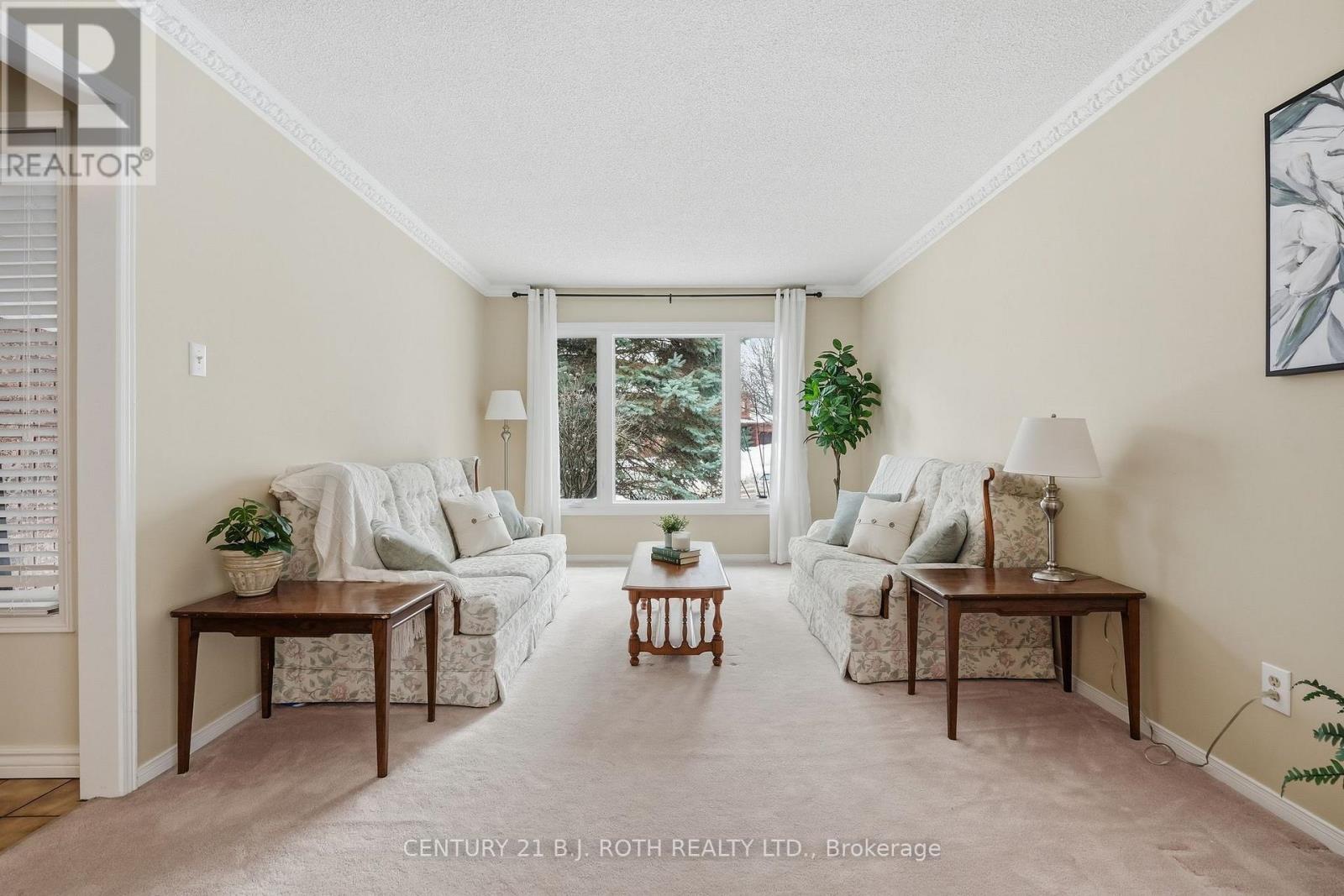 25 Autumn Lane, Barrie, Ontario  L4N 6G8 - Photo 6 - S12853990