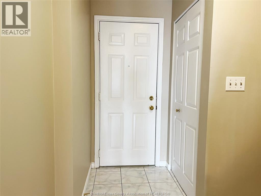 6322 Thornberry Crescent, Windsor, Ontario  N8T 3A2 - Photo 13 - 26004739