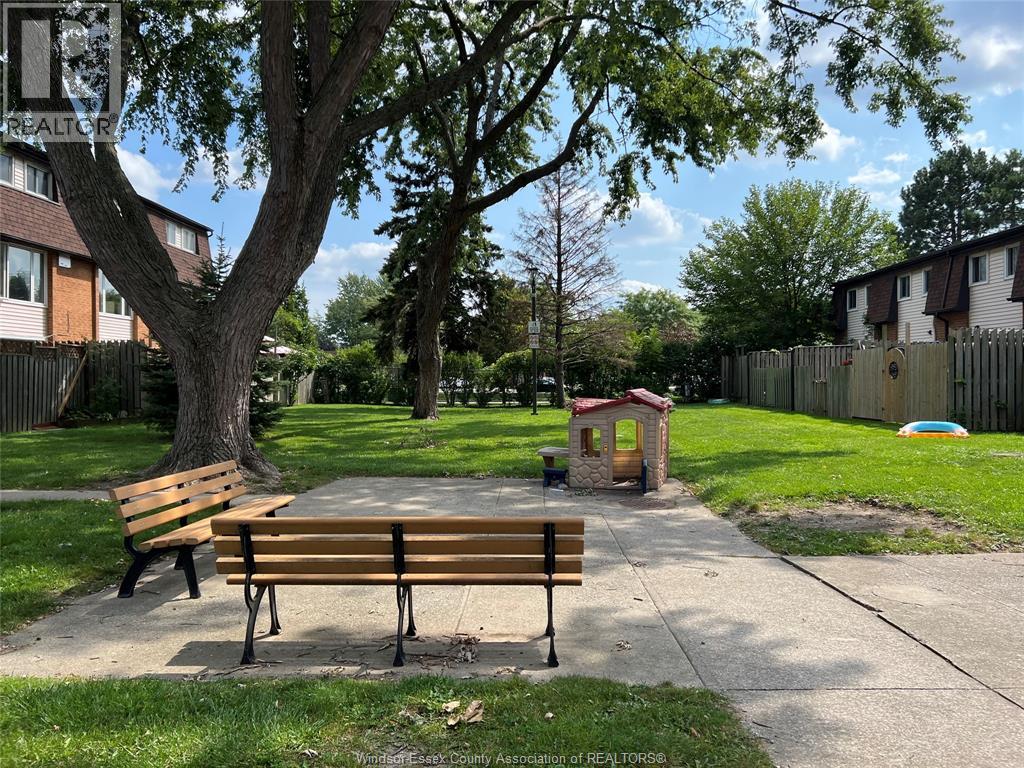 6322 Thornberry Crescent, Windsor, Ontario  N8T 3A2 - Photo 18 - 26004739