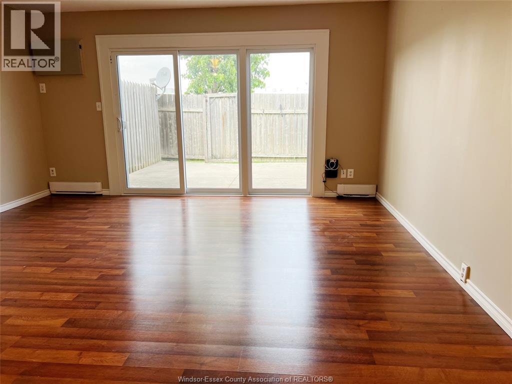 6322 Thornberry Crescent, Windsor, Ontario  N8T 3A2 - Photo 3 - 26004739