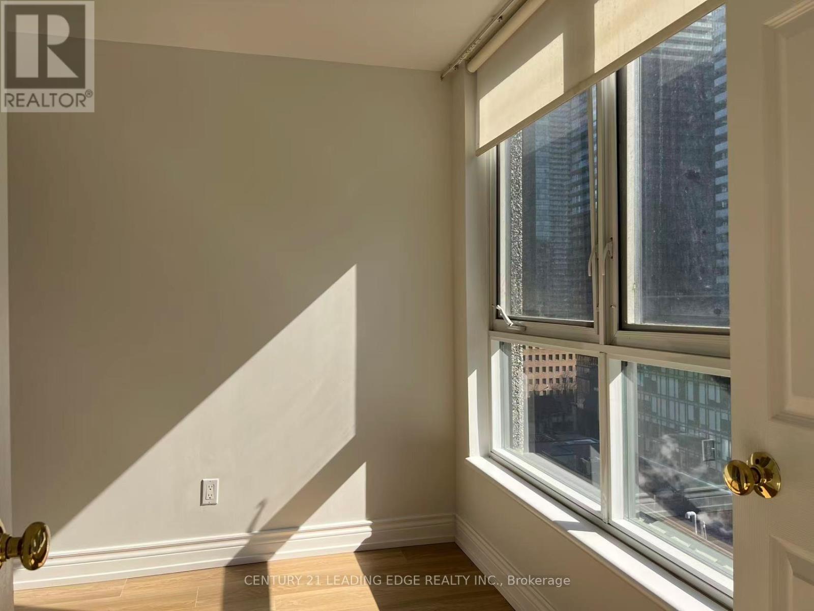 1609 - 55 Bloor Street E, Toronto, Ontario  M4W 3G7 - Photo 17 - C12848676