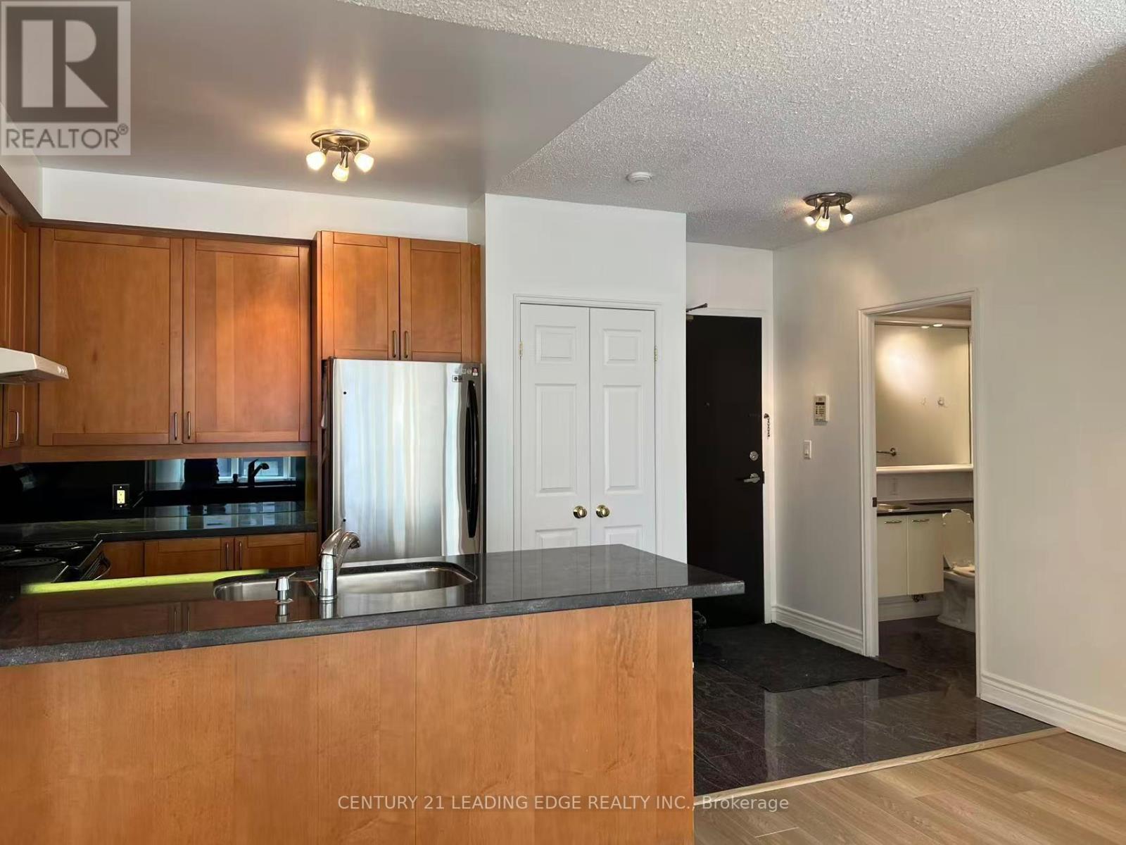 1609 - 55 Bloor Street E, Toronto, Ontario  M4W 3G7 - Photo 5 - C12848676