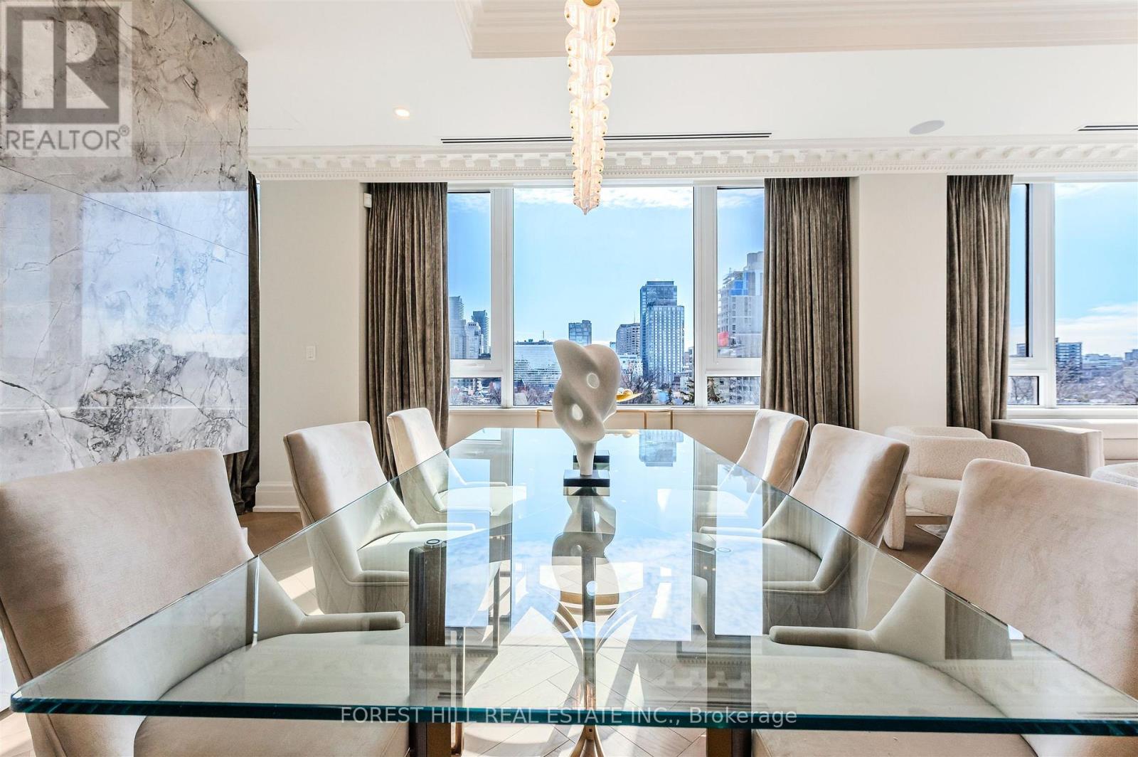 602 - 128 Hazelton Avenue, Toronto, Ontario  M5R 2E2 - Photo 2 - C12850582