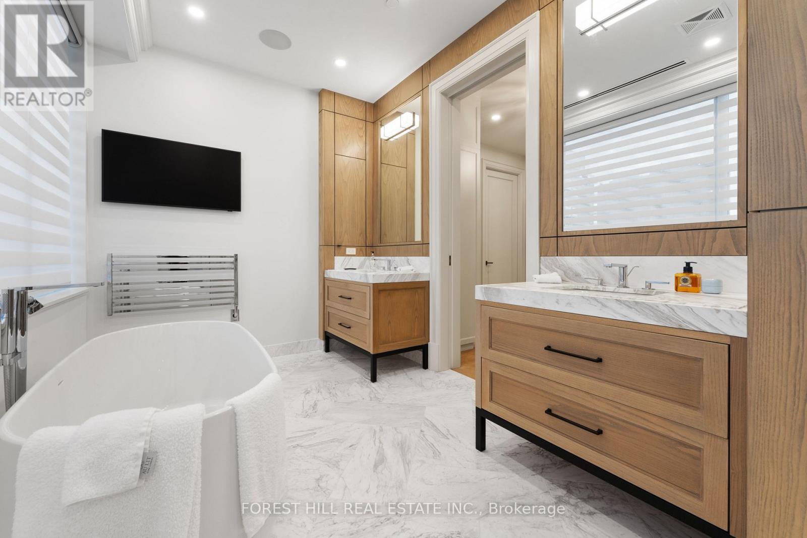 602 - 128 Hazelton Avenue, Toronto, Ontario  M5R 2E2 - Photo 31 - C12850582