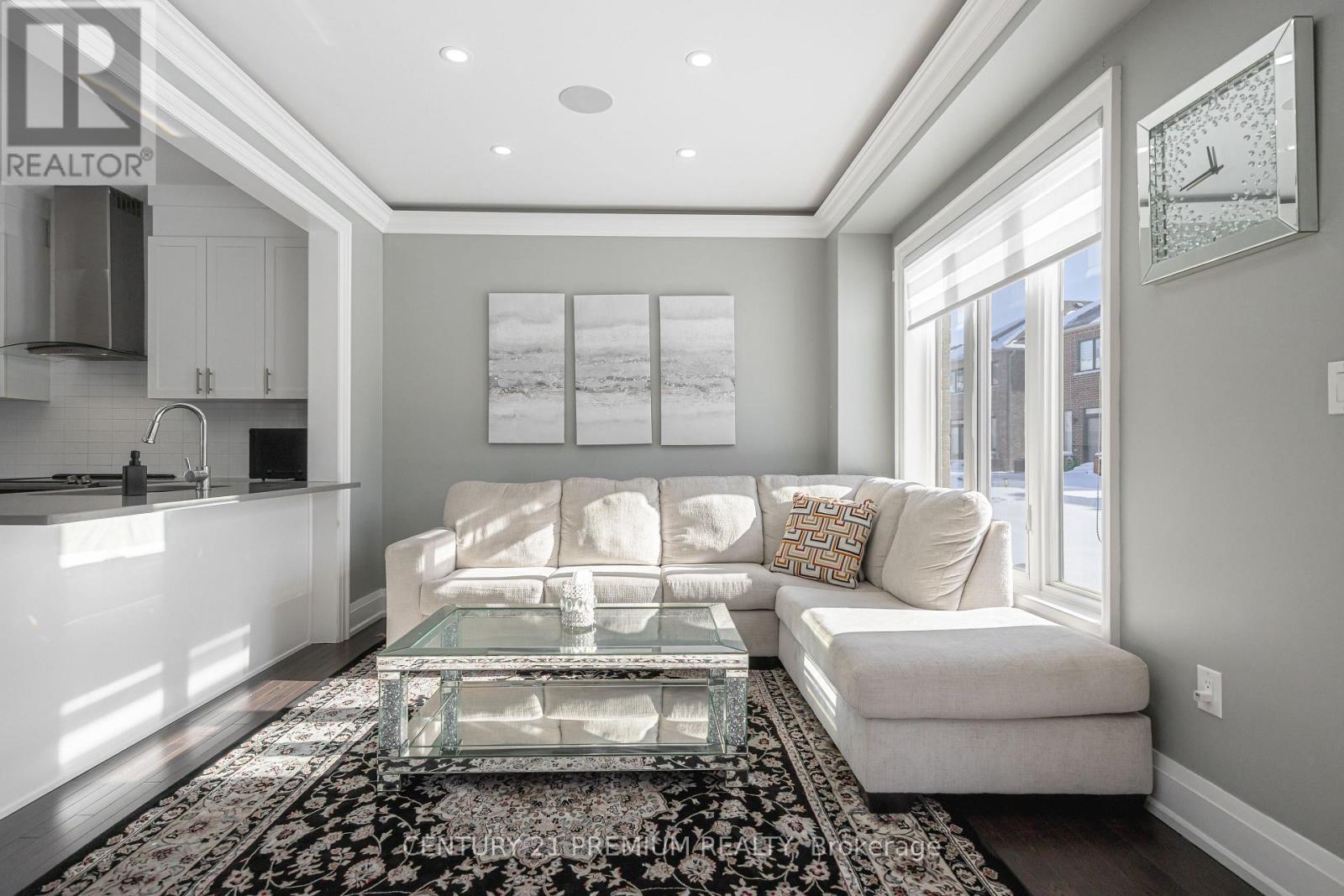 25 Christine Elliott Avenue, Whitby, Ontario  L1P 0B8 - Photo 17 - E12795710