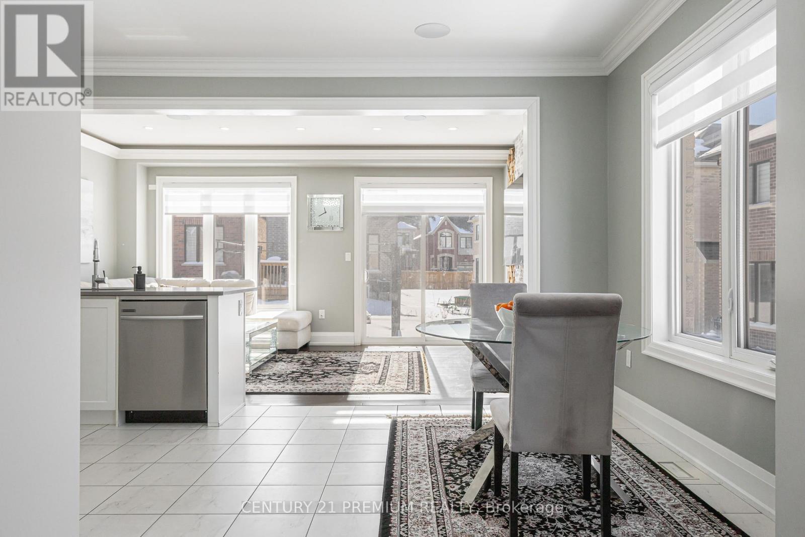 25 Christine Elliott Avenue, Whitby, Ontario  L1P 0B8 - Photo 10 - E12795710