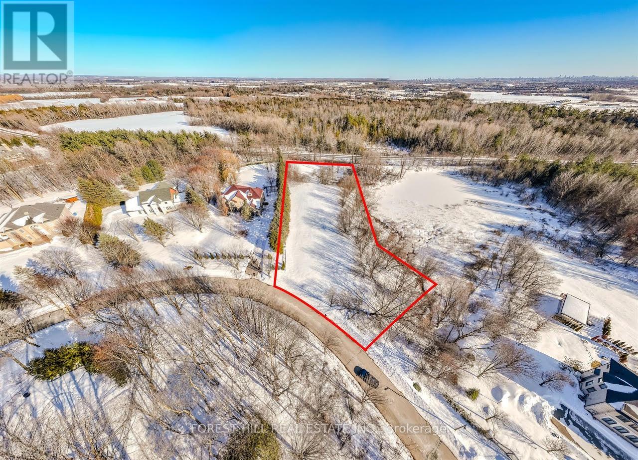 29 Country Heights Drive, Richmond Hill, Ontario  L4E 3M8 - Photo 2 - N12851218