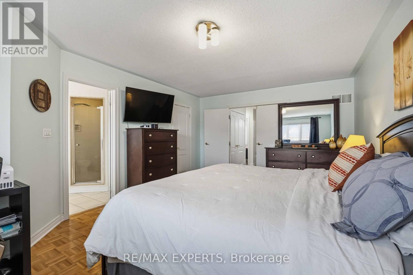 19 Shelbourne Drive, Vaughan (Vellore Village), Ontario  L4H 0K6 - Photo 23 - N12854166