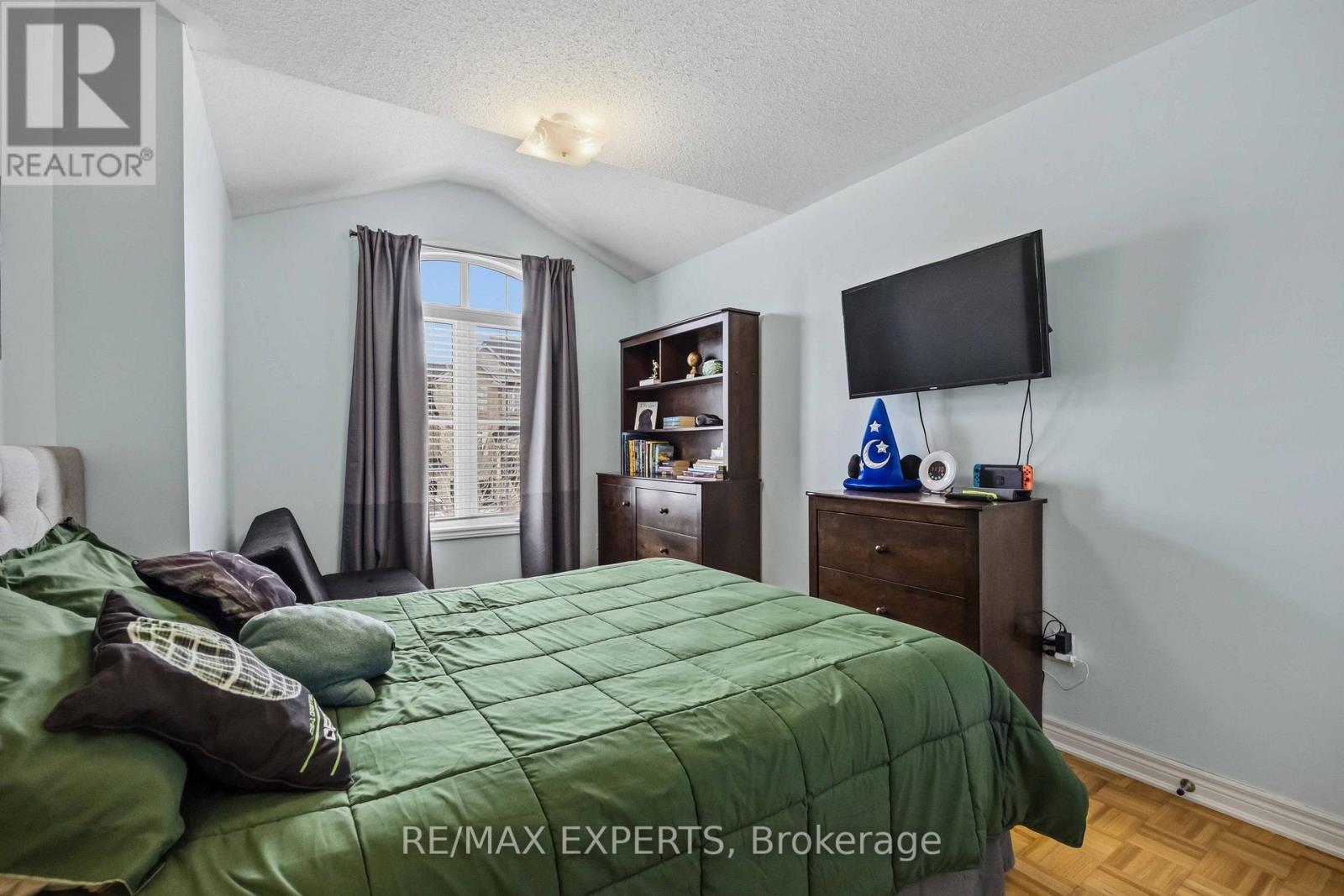 19 Shelbourne Drive, Vaughan (Vellore Village), Ontario  L4H 0K6 - Photo 29 - N12854166