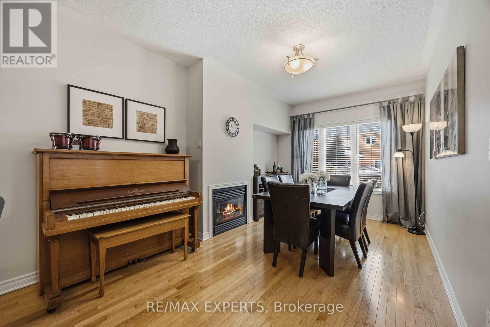 19 Shelbourne Drive, Vaughan (Vellore Village), Ontario  L4H 0K6 - Photo 9 - N12854166