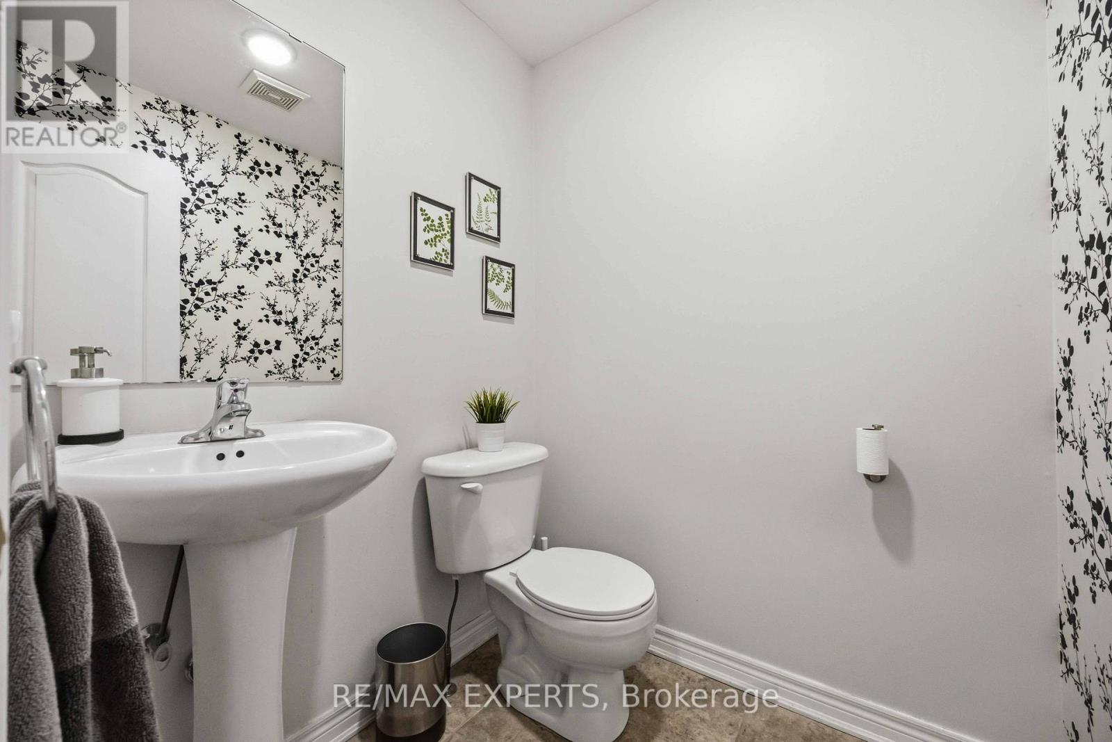 19 Shelbourne Drive, Vaughan (Vellore Village), Ontario  L4H 0K6 - Photo 19 - N12854166