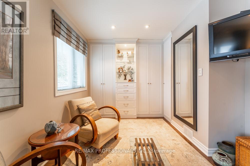 1427 Kenmuir Avenue, Mississauga (Mineola), Ontario  L5G 4B3 - Photo 15 - W12854034